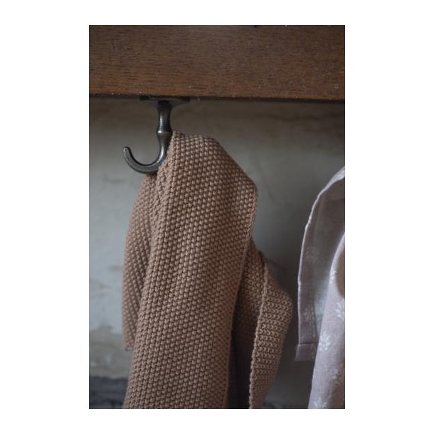 Ib Laursen Knage skrues op under hylde, Messing