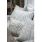 Ib Laursen Pudebetrk Beige Baggrund m/sorte Blomster