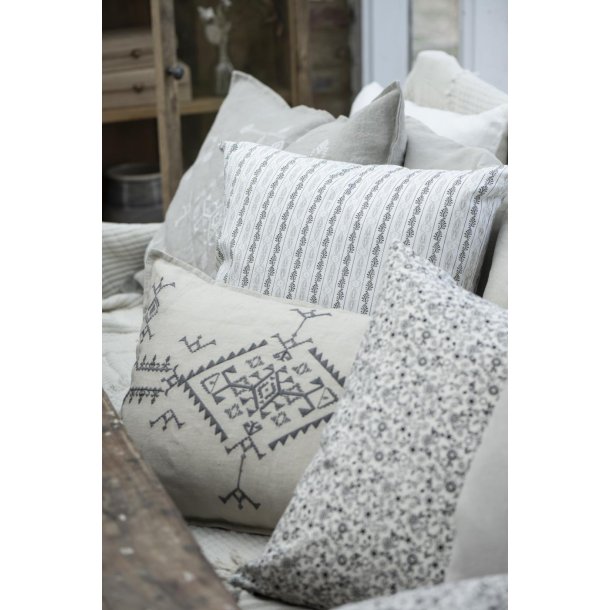 Ib Laursen Pudebetrk Beige Baggrund m/sorte Blomster
