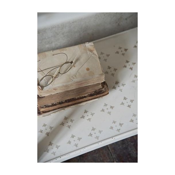 Vintage Paint Stencil Four-leaf clover