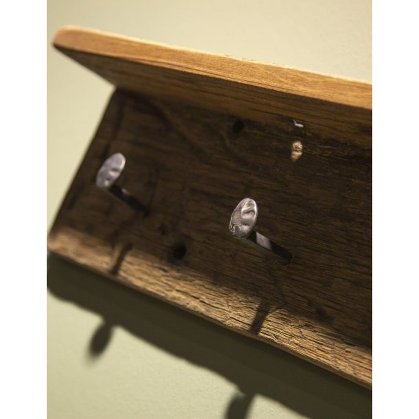 Sjls Nordic Knagerkke Med Hylde Lavet Af Genbrugstr.