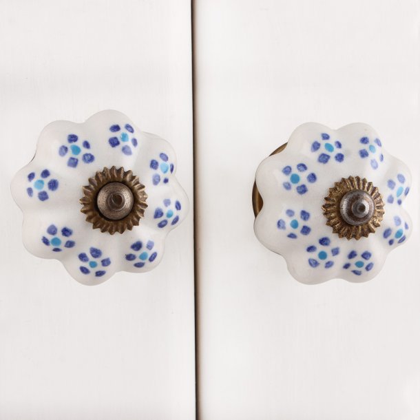 La Finesse Greb, Hvid Med Sm� Bl� Blomster