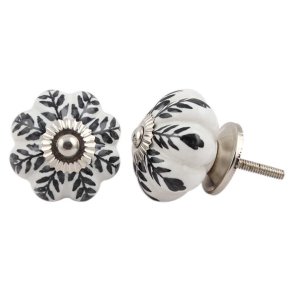 Lundager Hvid Knop, Sorte Bladranker, S�lv Roset 3,8 cm