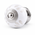 La Finesse Hvid Knop, Med Blomsterblade