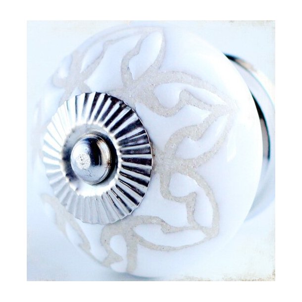  La Finesse Hvid Knop, Med Blomster