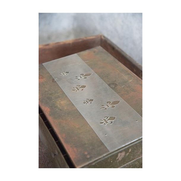 Vintage Paint Stencil - French Lely