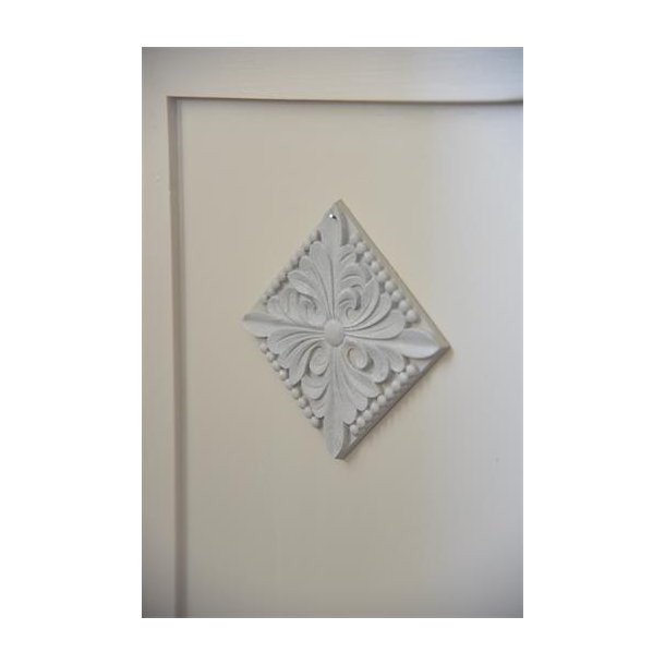 Jeanne d'Arc Living Tr Ornament, lukket (L10xH10)