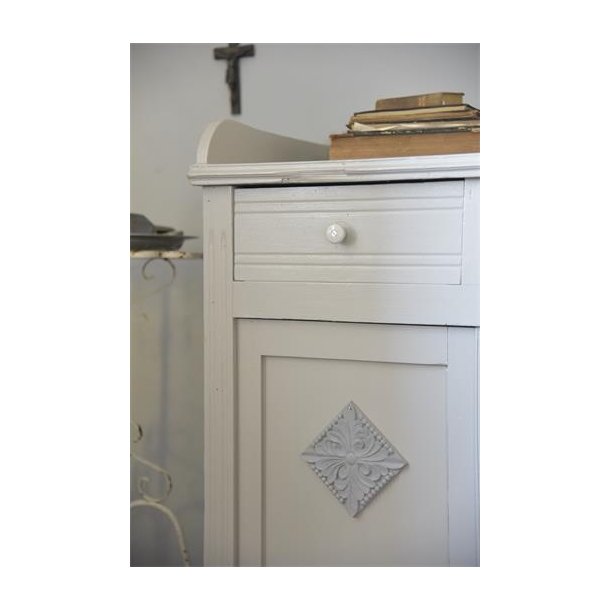 Jeanne d'Arc Living Tr Ornament, lukket (L10xH10)