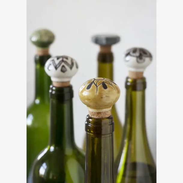 Madam Stoltz Madam Stoltz Hndmalet Flaskeprop