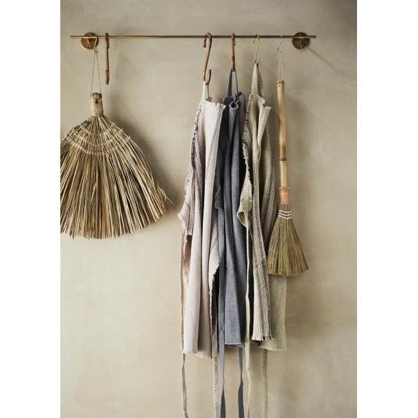 Madam Stoltz Messing S-Krog, Lille