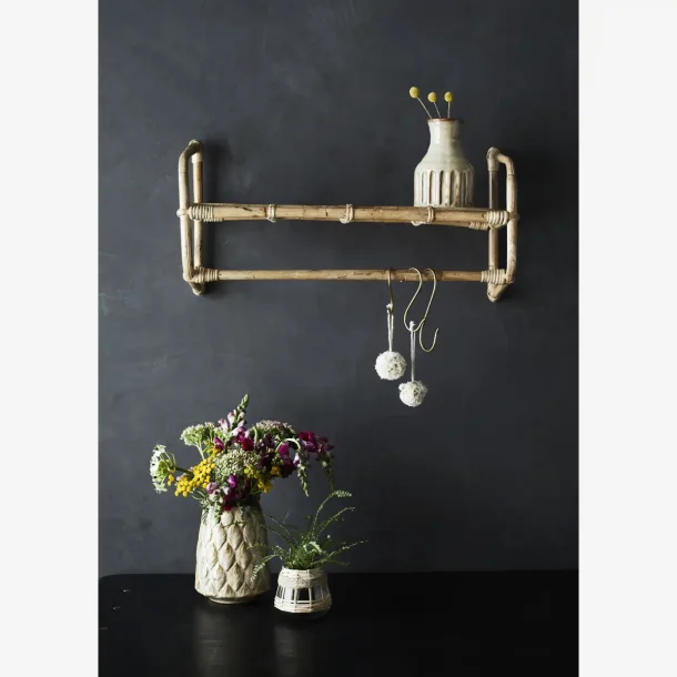 Madam Stoltz Messing S-Krog, Stor