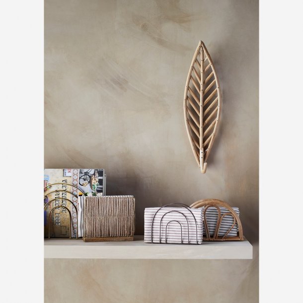 Madam Stoltz Servietholder, Antique Brown