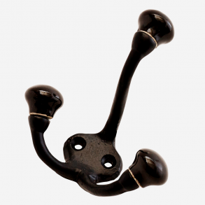 Madam Stoltz 3-dobbelt knage i jern med porcelns knopper, sort