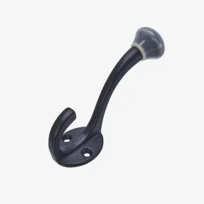 Madam Stoltz Dobbelt Sort Jern Knage Med Gr Porcelns Knop